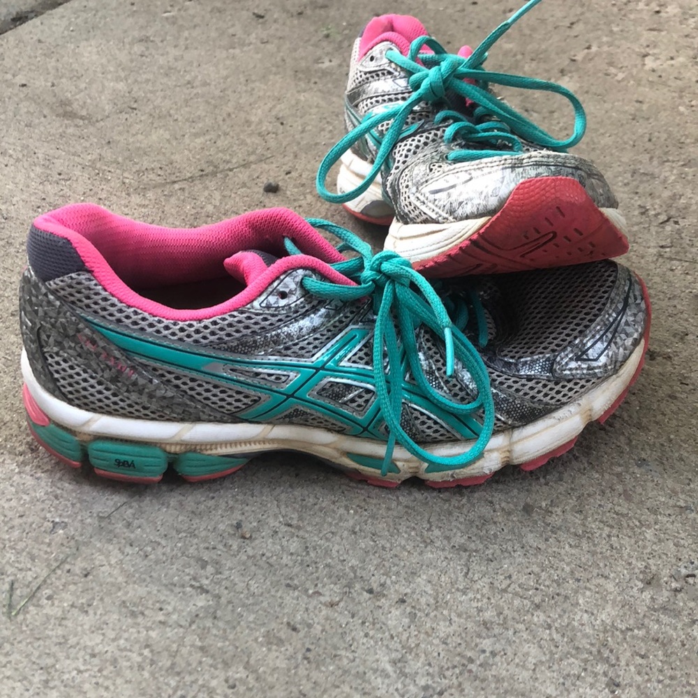 ASICS Running Shoes - Picture 1 of 7